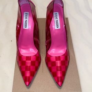 steve madden checkered pink/red heels